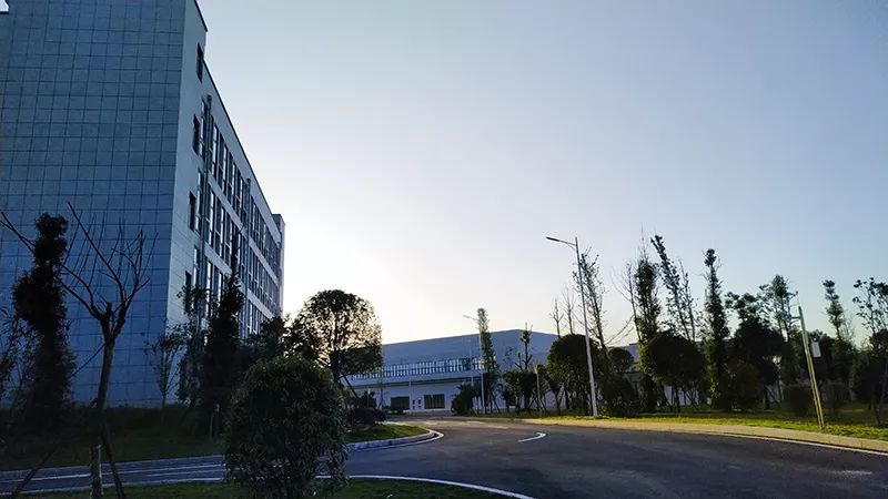 3c5f3d5d150e2280276b3b1c0aa67b74 3c5f3d5d150e2280276b3b1c0aa67b74.jpg